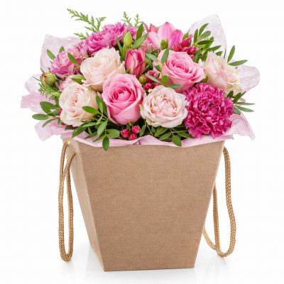 Шляпная коробка «Цветочная Элегия»