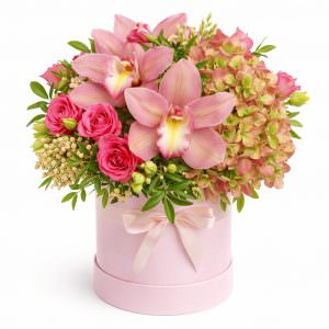 Шляпная коробка с цветами «Розовый восторг»