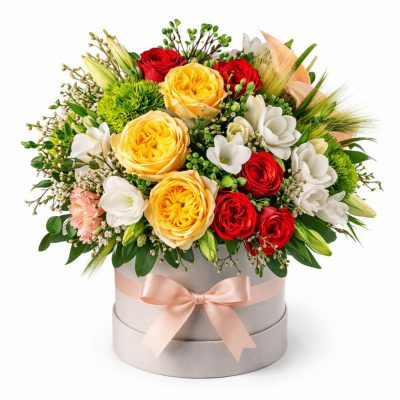 Цветочная композиция в шляпной коробке «Пробуждение»